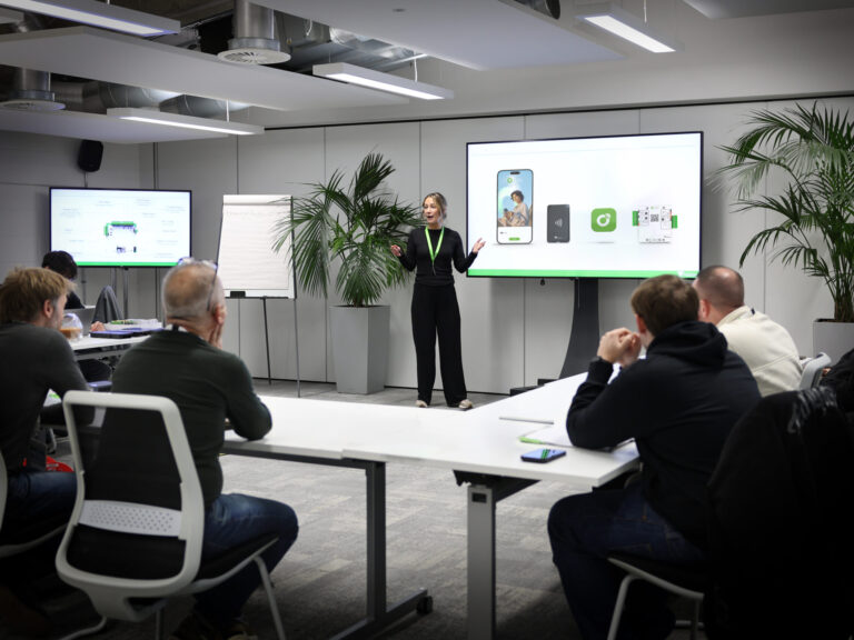 Paxton Solo training - securitybuyer.com